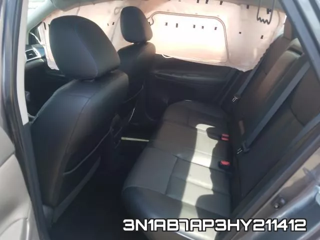 3N1AB7AP3HY211412_6.webp