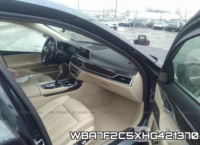 WBA7F2C5XHG421370_5.webp
