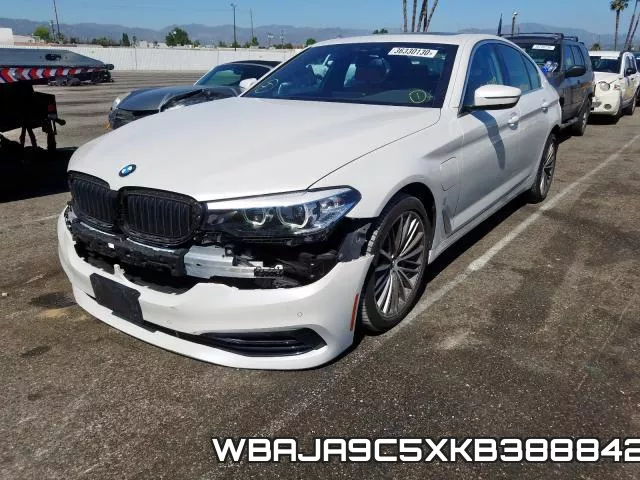 WBAJA9C5XKB388842_2.webp