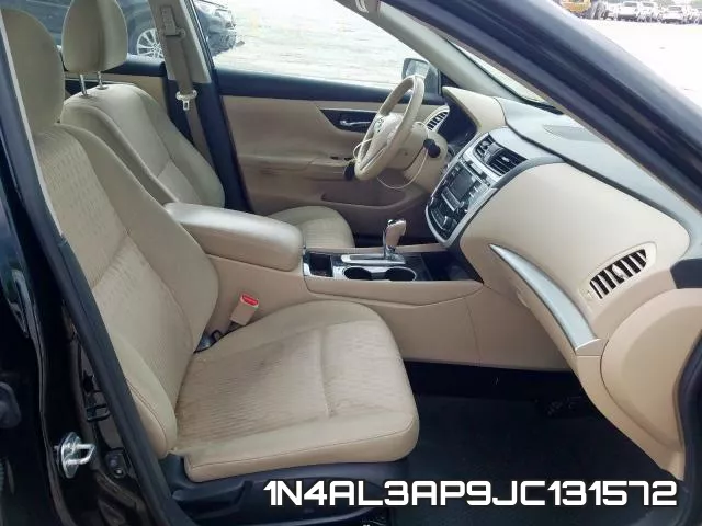 1N4AL3AP9JC131572_5.webp