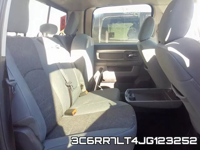 3C6RR7LT4JG123252_6.webp