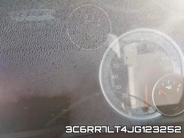 3C6RR7LT4JG123252_8.webp