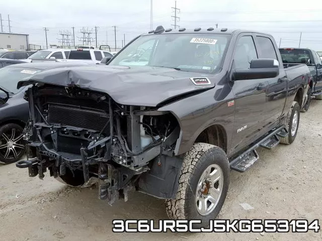 3C6UR5CJ5KG653194_2.webp