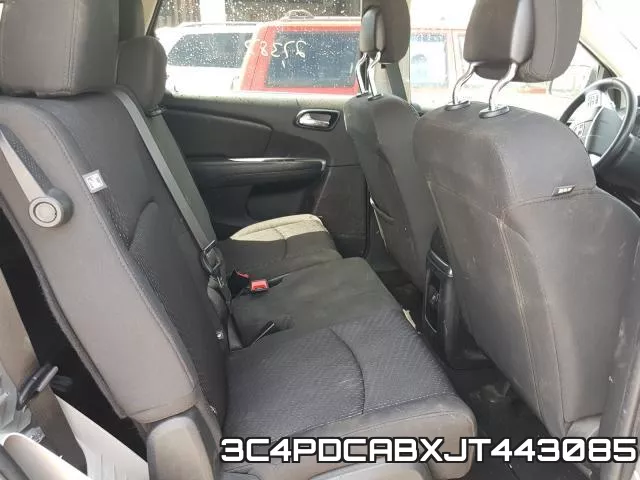 3C4PDCABXJT443085_6.webp