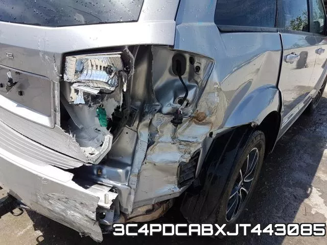 3C4PDCABXJT443085_9.webp