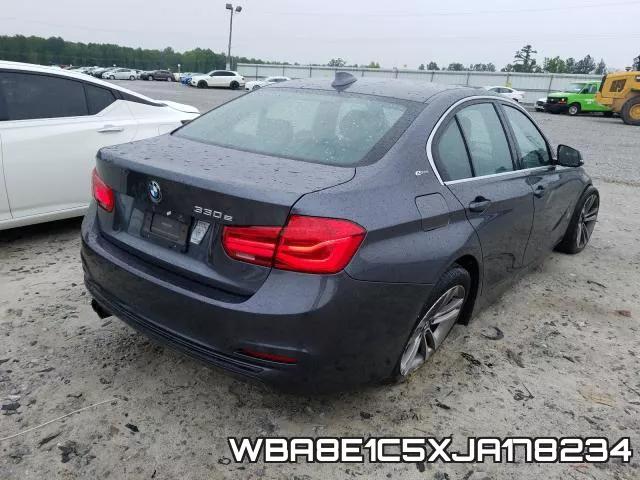 WBA8E1C5XJA178234_4.webp
