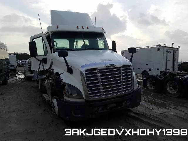 3AKJGEDVXHDHY1398_1.webp