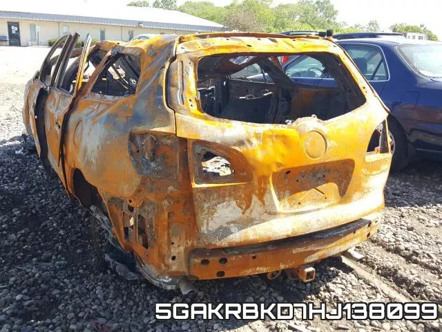 5GAKRBKD7HJ138099_3.webp