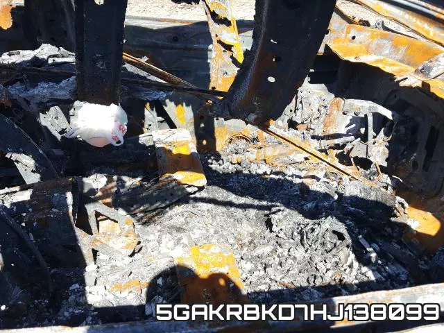 5GAKRBKD7HJ138099_5.webp
