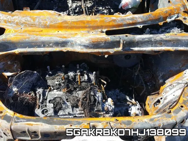 5GAKRBKD7HJ138099_7.webp