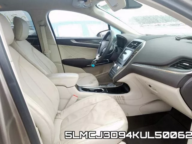 5LMCJ3D94KUL50062_5.webp