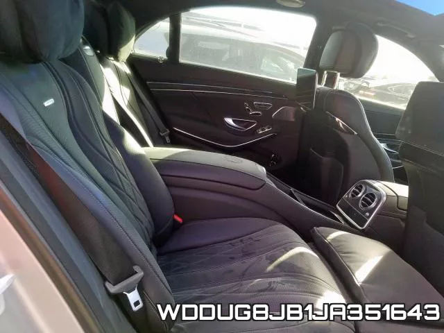 WDDUG8JB1JA351643_6.webp