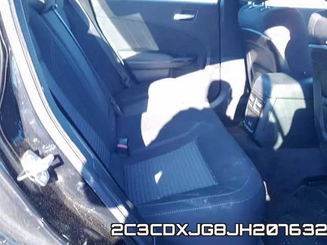 2C3CDXJG8JH207632_6.webp