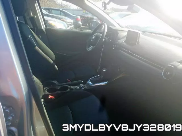 3MYDLBYV8JY328019_5.webp