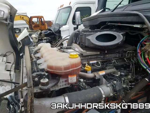 3AKJHHDR5KSKG7889_7.webp