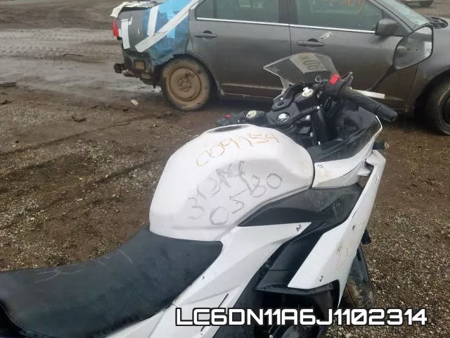 LC6DN11A6J1102314_5.webp