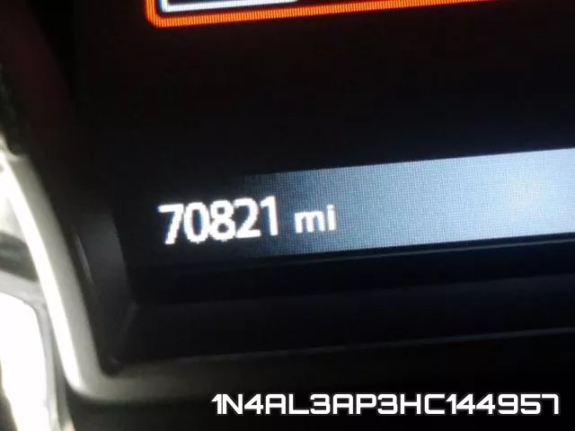 1N4AL3AP3HC144957_8.webp