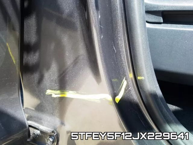 5TFEY5F12JX229641_9.webp