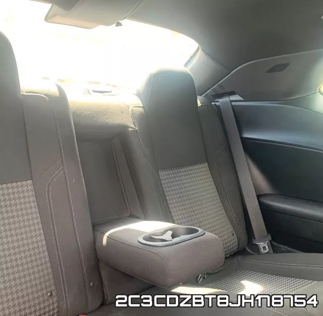 2C3CDZBT8JH178754_6.webp