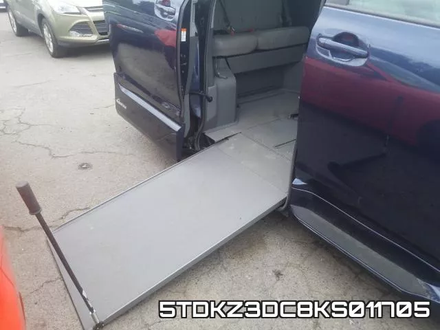 5TDKZ3DC8KS011705_9.webp