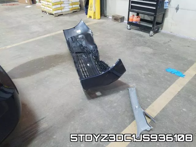 5TDYZ3DC1JS936108_9.webp