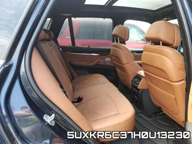 5UXKR6C37H0U13230_6.webp