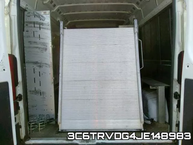 3C6TRVDG4JE148983_9.webp