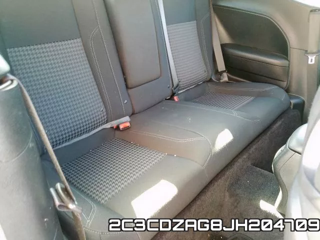 2C3CDZAG8JH204709_6.webp