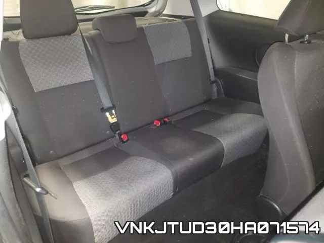 VNKJTUD30HA071574_6.webp