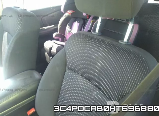 3C4PDCAB0HT696880_8.webp