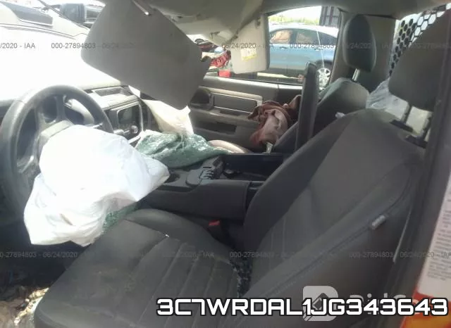 3C7WRDAL1JG343643_5.webp