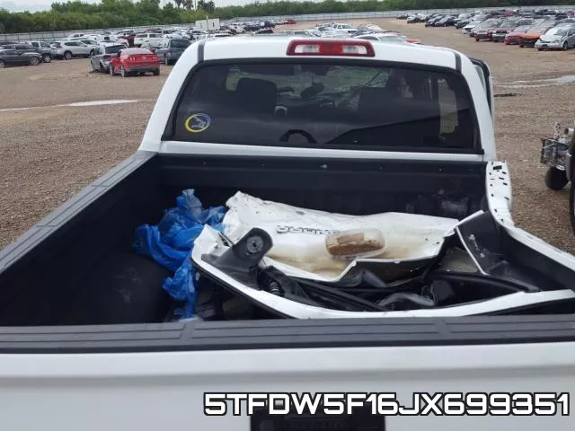 5TFDW5F16JX699351_9.webp