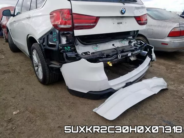 5UXKR2C30H0X07318_9.webp
