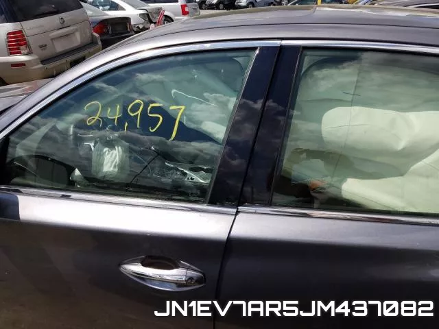 JN1EV7AR5JM437082_9.webp