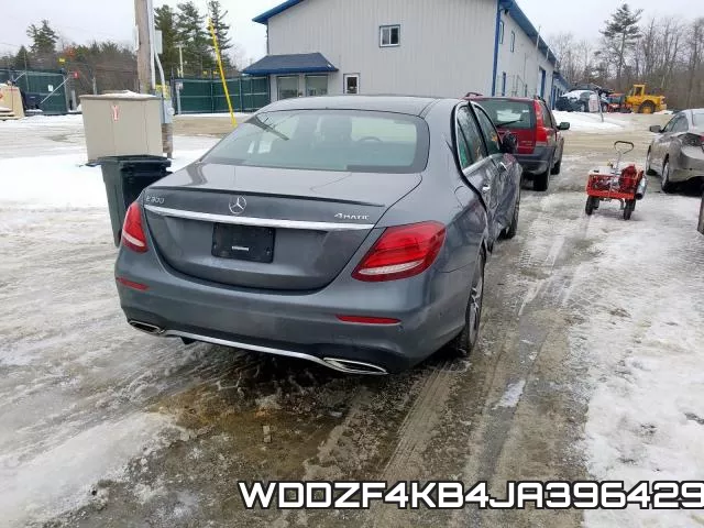 WDDZF4KB4JA396429_4.webp