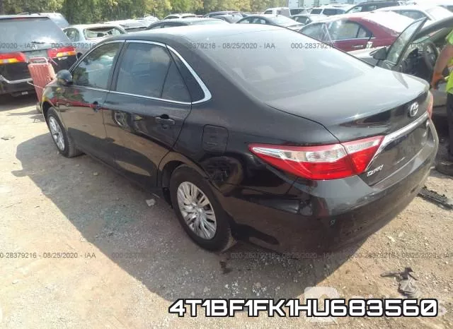 4T1BF1FK1HU683560_3.webp