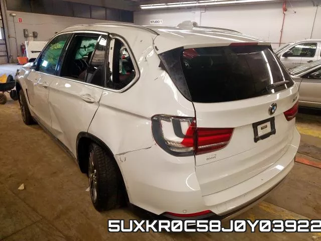 5UXKR0C58J0Y03922