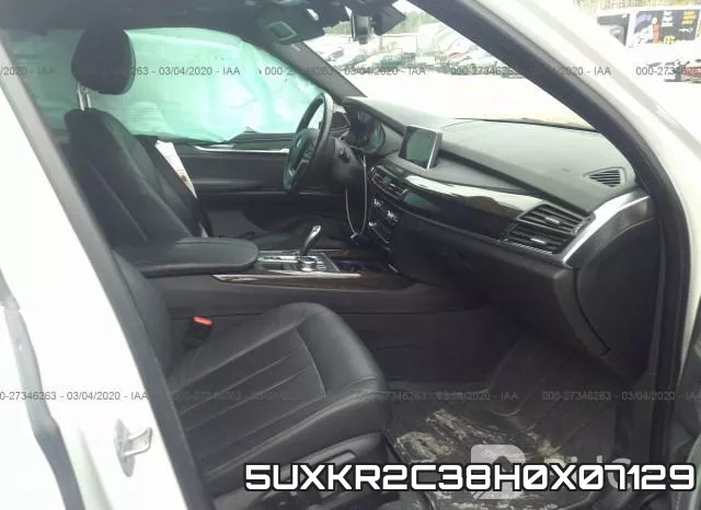 5UXKR2C38H0X07129_5.webp