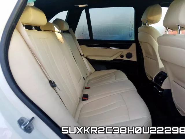 5UXKR2C38H0U22298_6.webp