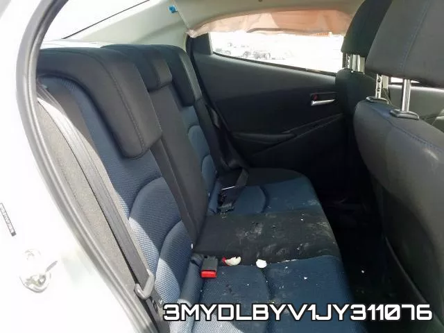 3MYDLBYV1JY311076_6.webp