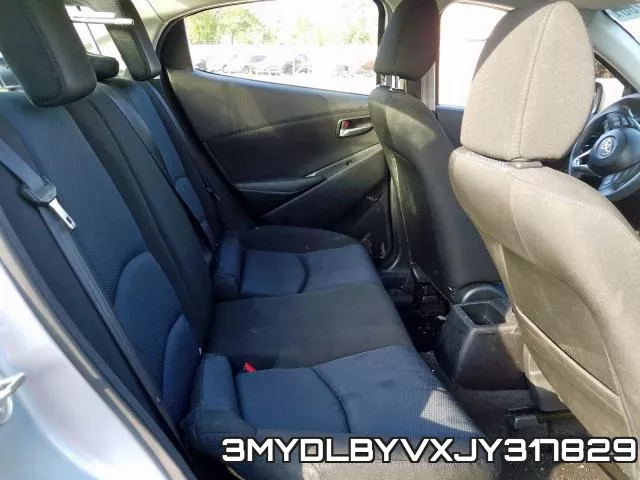 3MYDLBYVXJY317829_6.webp
