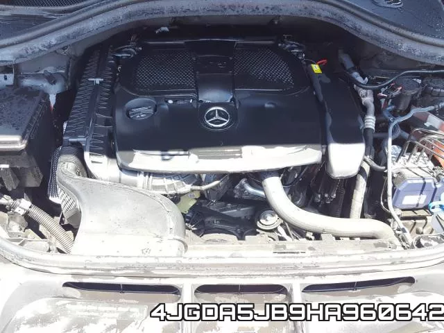 4JGDA5JB9HA960642_7.webp