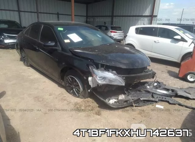 4T1BF1FKXHU742637_1.webp