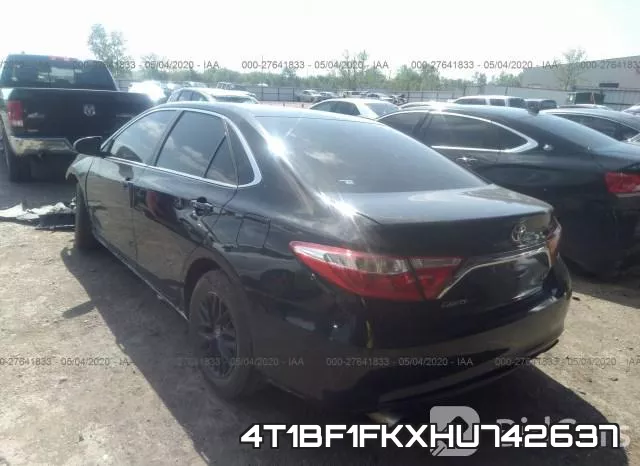 4T1BF1FKXHU742637_3.webp
