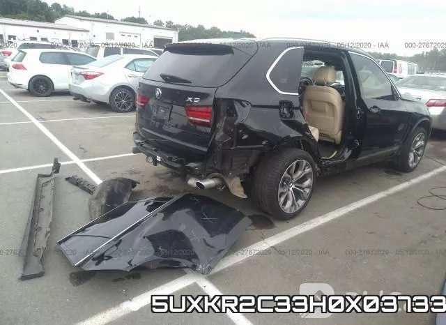 5UXKR2C33H0X03733_4.webp