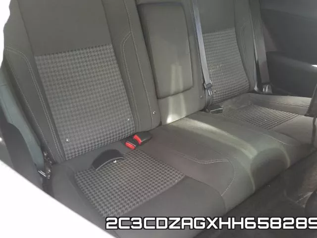 2C3CDZAGXHH658289_6.webp