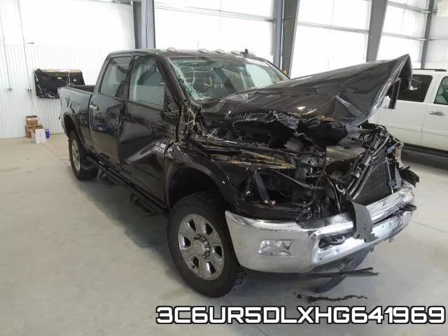 3C6UR5DLXHG641969_1.webp