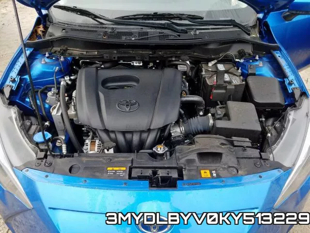 3MYDLBYV0KY513229_7.webp