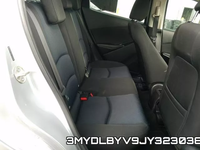 3MYDLBYV9JY323038_6.webp