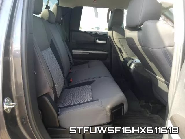 5TFUW5F16HX611618_6.webp